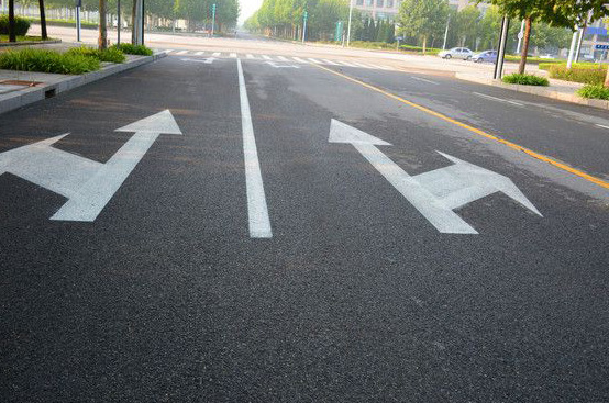 道路（lù）標線